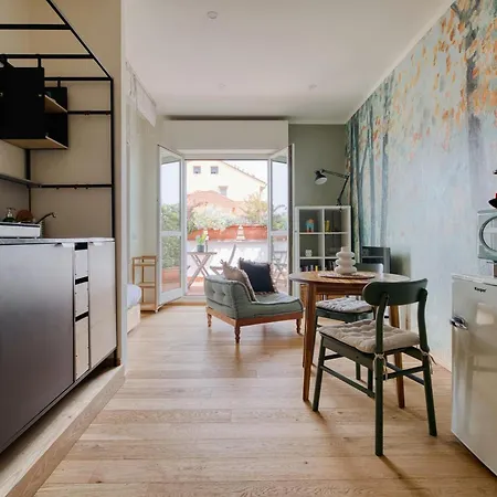 Vintage Con Terrazza Privata - Centro 15min Apartamento Milão